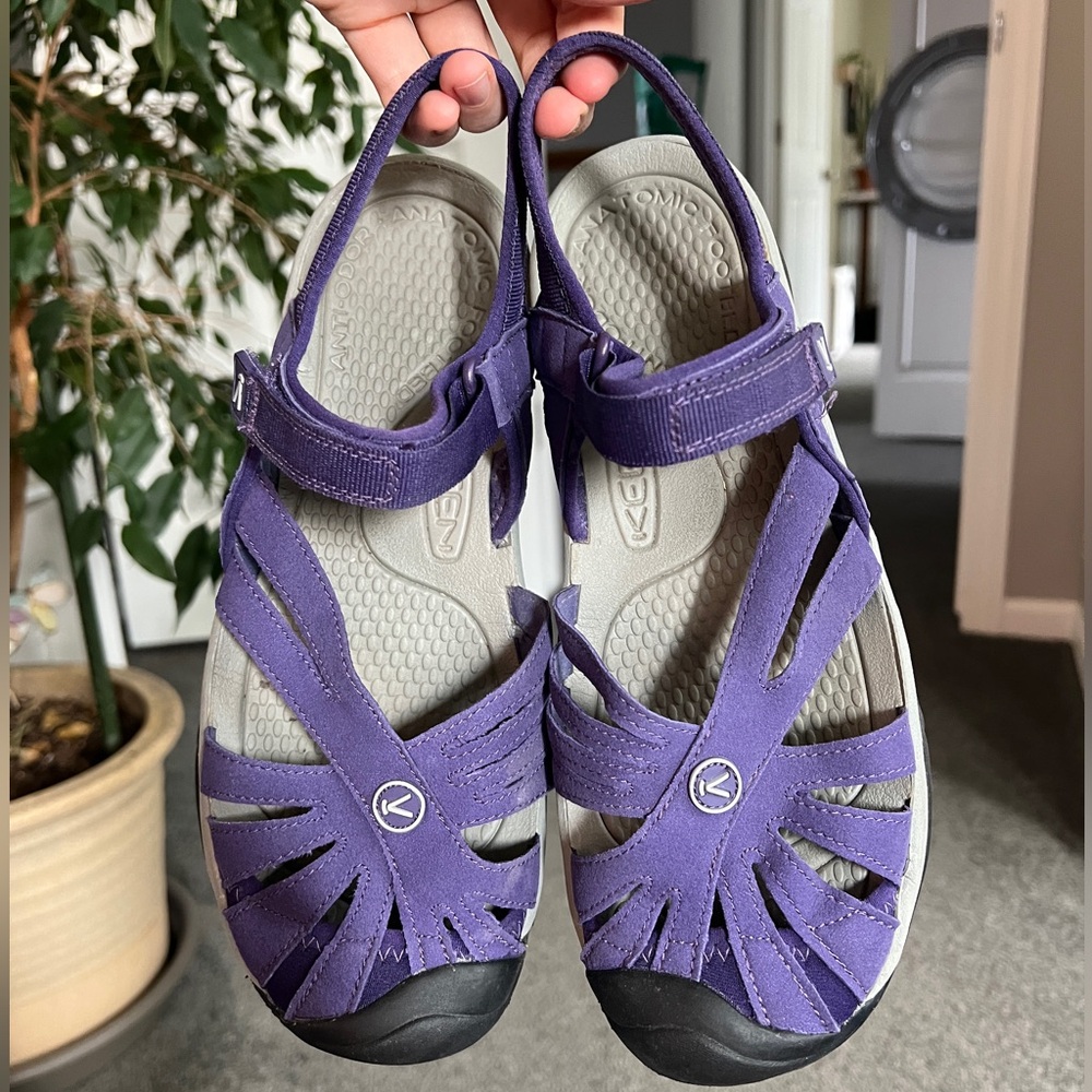Keen Water/Hiking Sandal sz9.5
